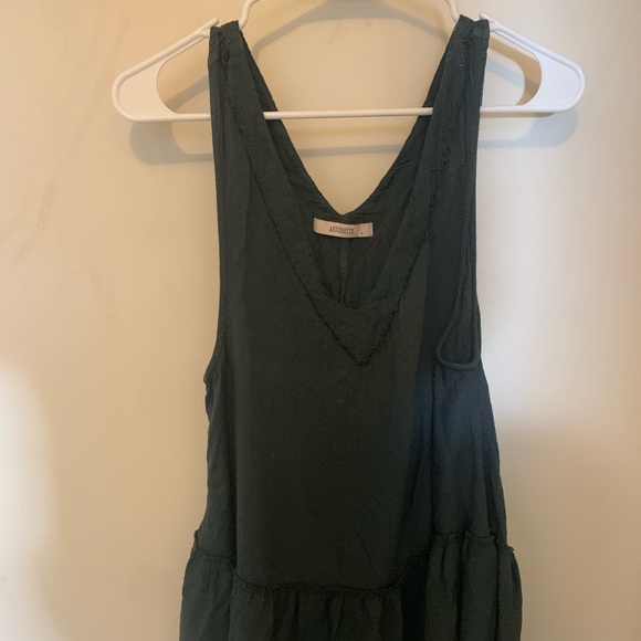 Antoinette Women’s Top - Picture 2 of 5